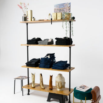 Kledingrek Muur Stijl