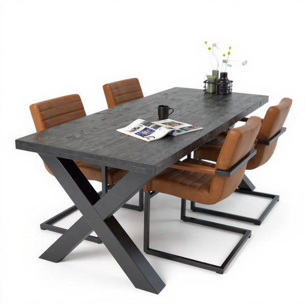 Kruispoot Tafel Water Met Stalen Tafelpoten