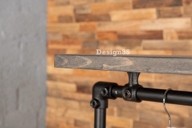 Steigerbuis Kledingrek Huidig