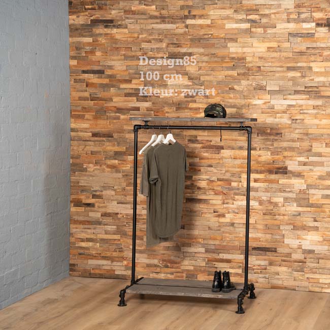 Houten Kledingrek Dynamiek