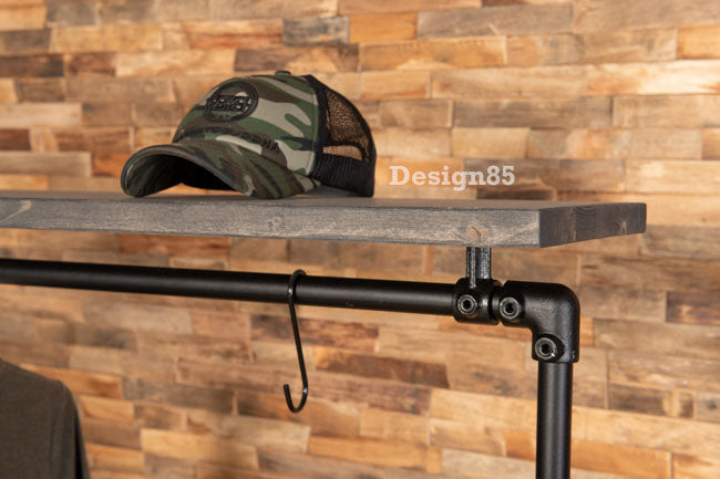 Houten Kledingrek Dynamiek