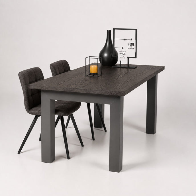 Industriële eiken eettafel Hagel black met donker eiken tafelblad en antraciet metalen poten