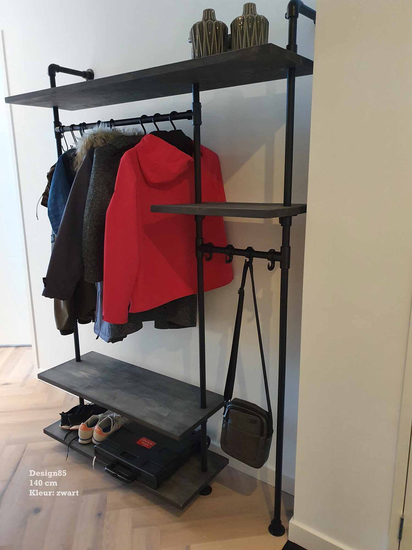 Industriële Kapstok Parade