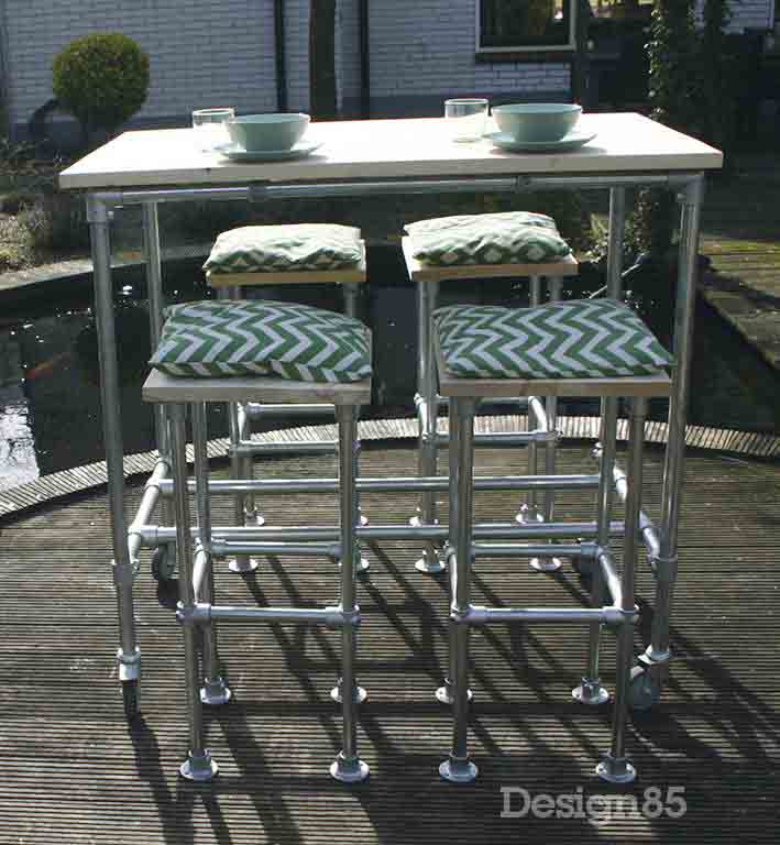 Steigerbuis Barkruk Basic