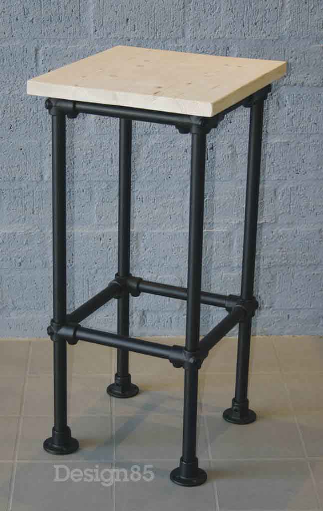 Steigerbuis Barkruk Zwart