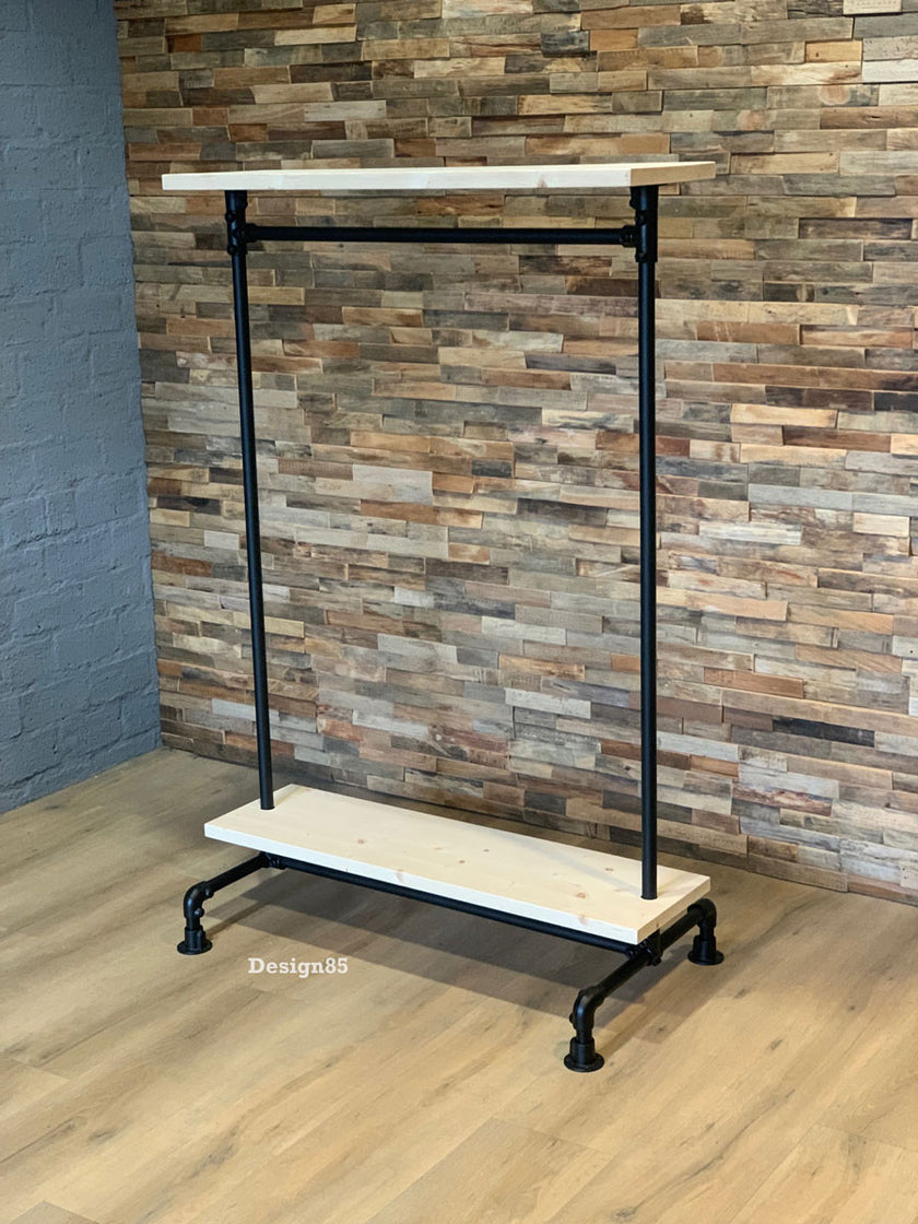 Steigerbuis Kledingrek Modern