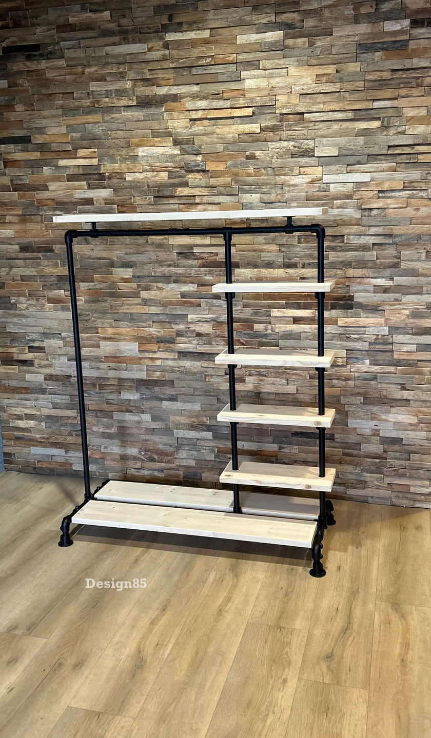 Steigerbuis Kledingrek Royaal