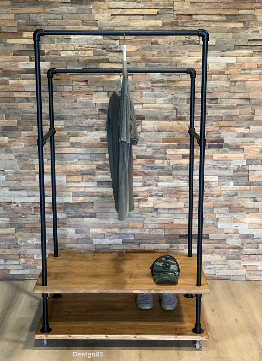 Steigerbuis Kledingrek Winkel