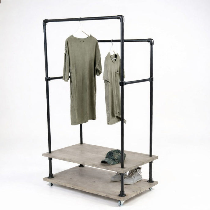 Steigerbuis kledingrek Winkel