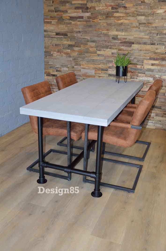 Steigerbuis Tafel Zwart