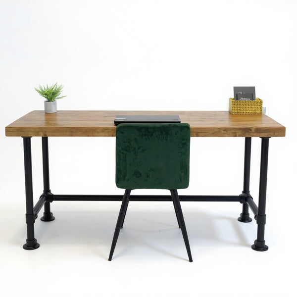 Vintage bureau met bruin houten blad en metalen onderstel